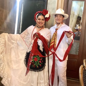 Casa Sanchez - Folklorico Dancers - Mexican Near Me - Los Angeles, California