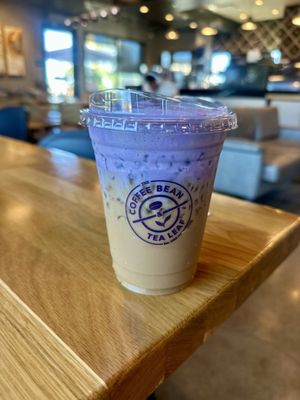 The Coffee Bean and Tea Leaf by null