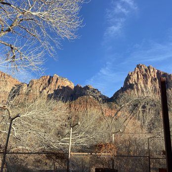 Zion Canyon Brewpub - Views from the bar outdoor seating area - Burgers Near Me - Springdale, Utah Zion Canyon Brewpub - Views from the bar outdoor seating area - Burgers Near Me - Springdale, Utah