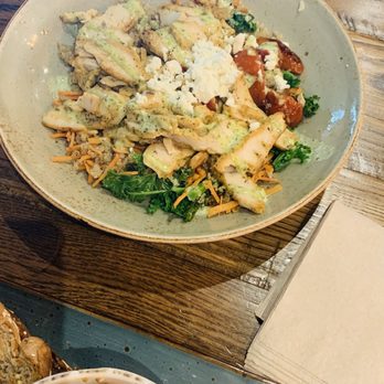 First Watch - This Pesto Chicken Quinoa Bowl was visually appealing & Christine said it was very delicious!! - Breakfast & Brunch Near Me - West Palm Beach, Florida