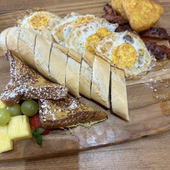 Cafe Papillon by the Beach - Magda - Coffee & Tea Near Me - Miami Beach, Florida