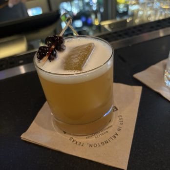 Cut & Bourbon - Amaretto sour - Steakhouses Near Me - Arlington, Texas