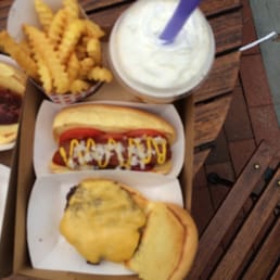 Classic Cheeseburger