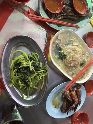 Wong Ah Wah Restaurant | Jalan Alor by null