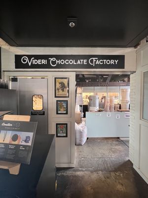 Videri Chocolate Factory - Chocolate Bean to Bar by null