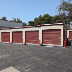 Store For Less Self Storage - Vip units