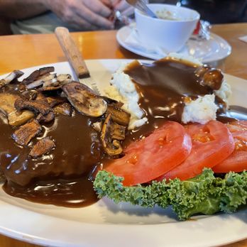 Dam Korner Cafe - Salsbury Steak - Cafes Near Me - Lake Isabella, California Dam Korner Cafe - Salsbury Steak - Cafes Near Me - Lake Isabella, California