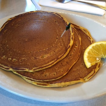 Elmo's Diner - Pumpkin pancakes - Diners Near Me - Durham, North Carolina