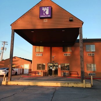 Knights Inn New Florence - Hotels Near Me - New Florence, Missouri Knights Inn New Florence - Hotels Near Me - New Florence, Missouri