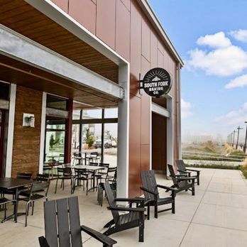 South Fork Baking Company - Patio showing building and view south on a sunny day! - Coffee & Tea Near Me - Everett, Washington