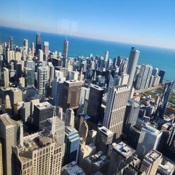 Skydeck Chicago - Observatories Near Me - Chicago, Illinois