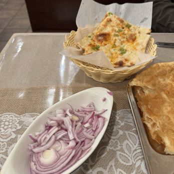 Masala House - Chill naan and onion salad - Indian Near Me - Pittsburg, California