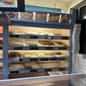 Country Style Donuts - donuts - Donuts Near Me - Richmond, Virginia Country Style Donuts - donuts - Donuts Near Me - Richmond, Virginia