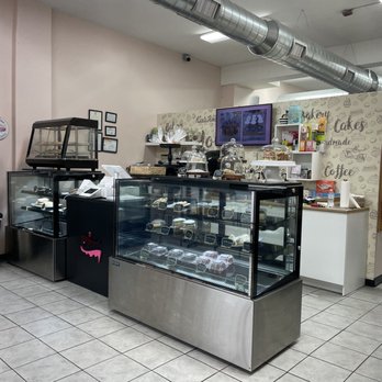 Karla Jimenez Cakes & More - Inside - Custom Cakes Near Me - Bogota, New Jersey Karla Jimenez Cakes & More - Inside - Custom Cakes Near Me - Bogota, New Jersey