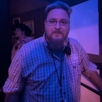 Billy Bob's Texas - Manager that threaten violence on a girl for just asking why she can't return. - Music Venues Near Me - Fort Worth, Texas