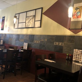 Kiyora Sushi - I love the decoration - Sushi Bars Near Me - Redlands, California