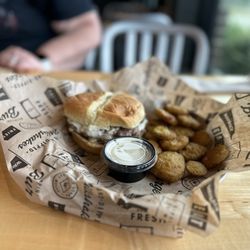 A-1 STEAKHOUSE BURGER & fried pickles