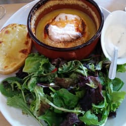 La Brocante - This grilled Camenbert with salad is to die for! Well it looks everything in here is delicious, tasty and enjoyable.