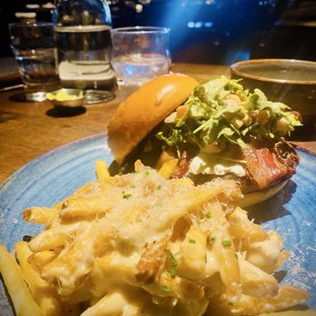 Eureka! - Fresno Fig and Truffle Cheese Fries - American Near Me - Las Vegas, Nevada Eureka! - Fresno Fig and Truffle Cheese Fries - American Near Me - Las Vegas, Nevada