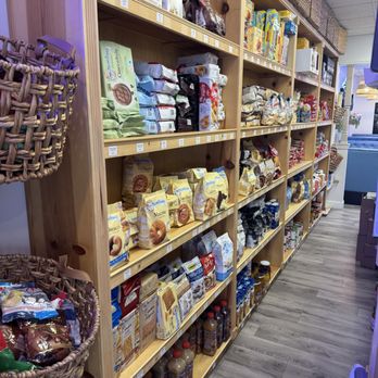 M’ama Napoli - A cute, but well-stocked, legitimate Italian grocery is inside. - Bakeries Near Me - Winter Park, Florida M’ama Napoli - A cute, but well-stocked, legitimate Italian grocery is inside. - Bakeries Near Me - Winter Park, Florida