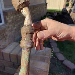 These was a pin leak in the copper.