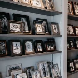 Frames Unlimited