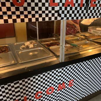 Mias Eatery - the food being served at the counter - Soul Food Near Me - Kenner, Louisiana
