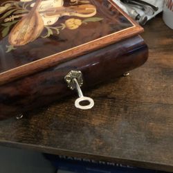 Finleys Locksmithing - ANTIQUE JEWELRY BOX KEY MADE