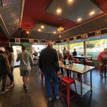 The Strait Slice Pizza - Interior was packed with happy patrons! - Pizza Near Me - Port Angeles, Washington The Strait Slice Pizza - Interior was packed with happy patrons! - Pizza Near Me - Port Angeles, Washington