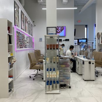 La Vie En Rose Nail Spa - Nail Salons Near Me - Bellevue, Washington La Vie En Rose Nail Spa - Nail Salons Near Me - Bellevue, Washington