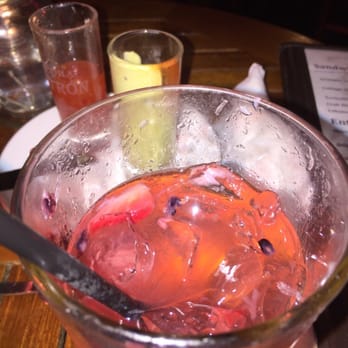 The Cottage - Mixed Berry Lemonade - New American Near Me - Sarasota, Florida
