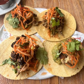 Simmzy's - Roasted Cali-flower Taco no butter. So yummy - Gastropubs Near Me - Long Beach, California Simmzy's - Roasted Cali-flower Taco no butter. So yummy - Gastropubs Near Me - Long Beach, California