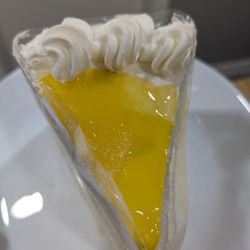 KP Bakery - MOLDY "fresh" mango cake $5.25 - 8/29/24