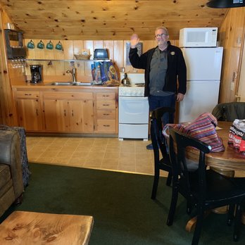 Edelweiss Lodge - Kitchen cabin 9 - Vacation Rentals Near Me - Mammoth Lakes, California