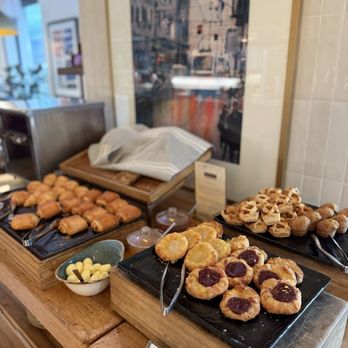 Delta Hotels Toronto - Pastries at SOCO - Hotels Near Me - Toronto, Ontario