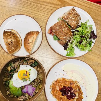Slate Cafe - Cafes Near Me - New York, New York