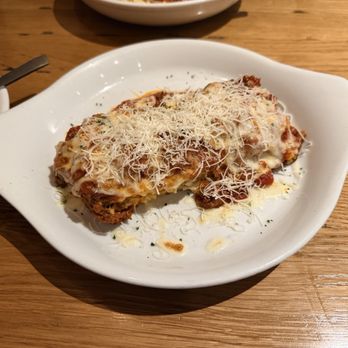 Olive Garden Italian Restaurant - Lasagna Classico - Italian Near Me - Bloomington, Minnesota