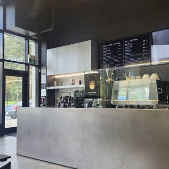 Veroni - Counter - Coffee Roasteries Near Me - Coquitlam, British Columbia