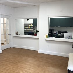 Xiaoqi Jiang, AP, Dipl, AC, FEA -  Chinese Acupuncture Clinic