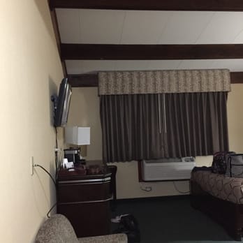 Pacer Inn and Suites - Hotels Near Me - Delaware, Ohio
