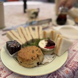 Lovey's Tea Shoppe - LOVEY'S TRAY 2 Tea Sandwiches; 1 Warm Scone with Clotted Cream & Jam, a Petit Four or Truffle plus your choice of Tea