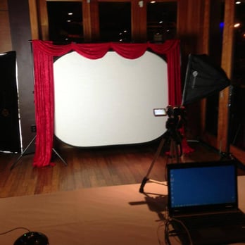 808 Flipbooks - Our set up at a recent project grad event at the Hard Rock - Party & Event Planning Near Me - Honolulu, Hawaii