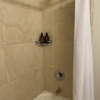 La Playa Hotel - Standard Shower: includes Creme body wash and shampoo. - Hotels Near Me - Carmel, California