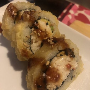 Kuru Kuru Sushi - FOOD WAS AMAZING! The 3 Guys n hostess were extra friendly and got a green tea ice cream and candle coz my bday tonight, I'll be back! - Sushi Bars Near Me - Burbank, California