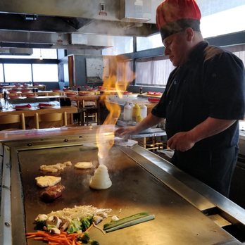 Sakura - Fire show - Sushi Bars Near Me - Tucson, Arizona