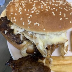Gus's Restaurant - Philly cheesesteak sandwich... or something?
