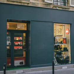 Photo Vincent - Beautiful camera shop! and Great customer service :)