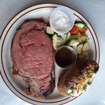 Sharp Park Restaurant - Definitely NOT extra extra rare. Darn thing didn't moo when I cut it - American Near Me - Pacifica, California