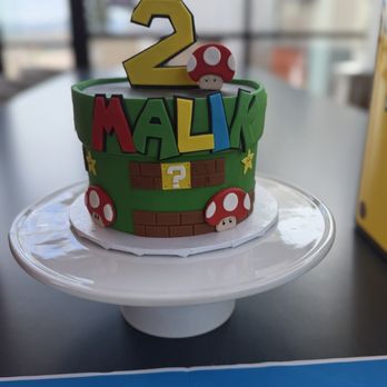 Butter Cake Shoppe - Super Mario cake - Bakeries Near Me - Los Feliz, California Butter Cake Shoppe - Super Mario cake - Bakeries Near Me - Los Feliz, California