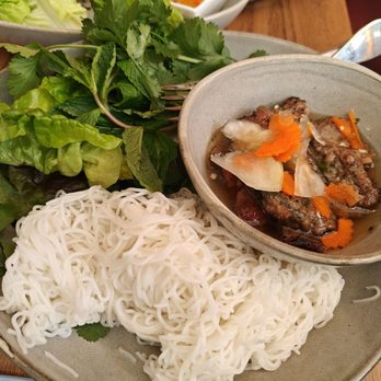 Turtle Tower - Vermicelli dry noodle - Vietnamese Near Me - San Francisco, California